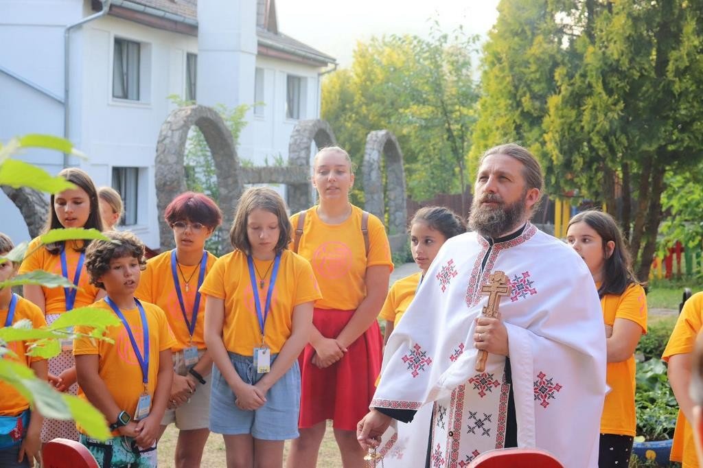 „Credință și artă  pentru toți” la poalele Munților Semenic 177266