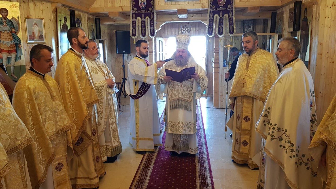 Binecuvântarea lucrărilor  la biserica unei parohii ilfovene  177477