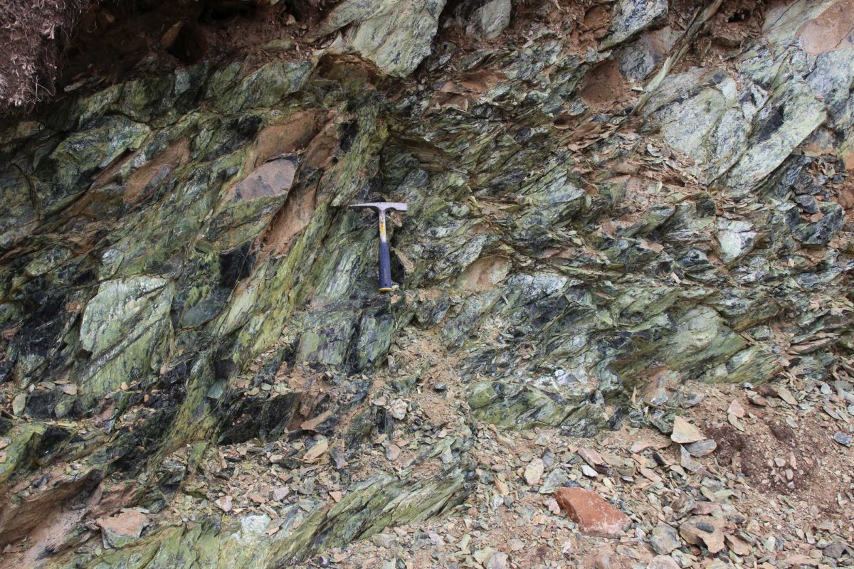 O viaţă de cercetare în slujba studierii Pământului 177025