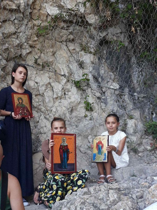 Slujire românească în a treia cea mai mică țară din Europa 177154