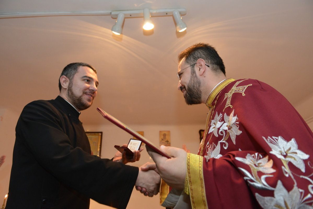 „Te obişnuieşti să te hrăneşti cu zâmbetele celor din jur” 177534