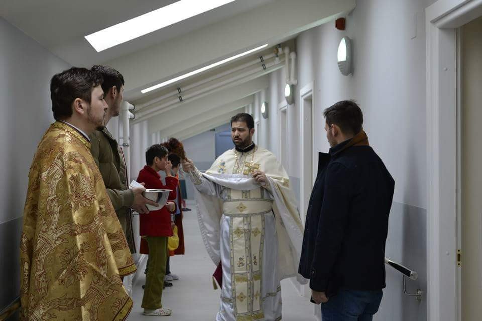 „Te obişnuieşti să te hrăneşti cu zâmbetele celor din jur” 177539