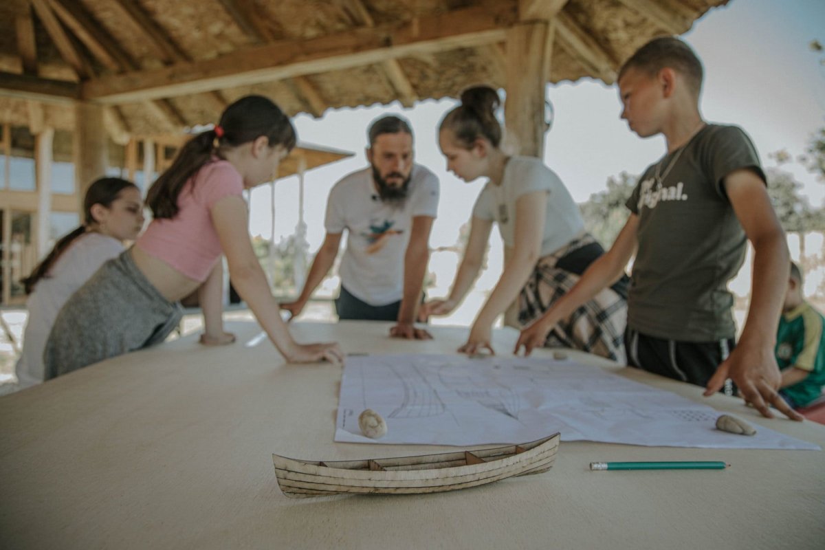 Canotca-școală pentru copiii de la Piscu 177853