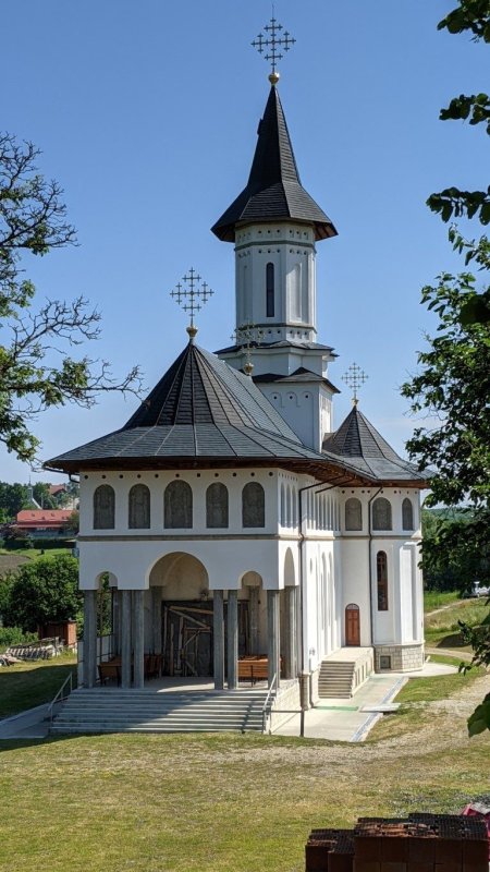 Mănăstirea Dobreşti, loc de pomenire a Patriarhului ctitor 177784