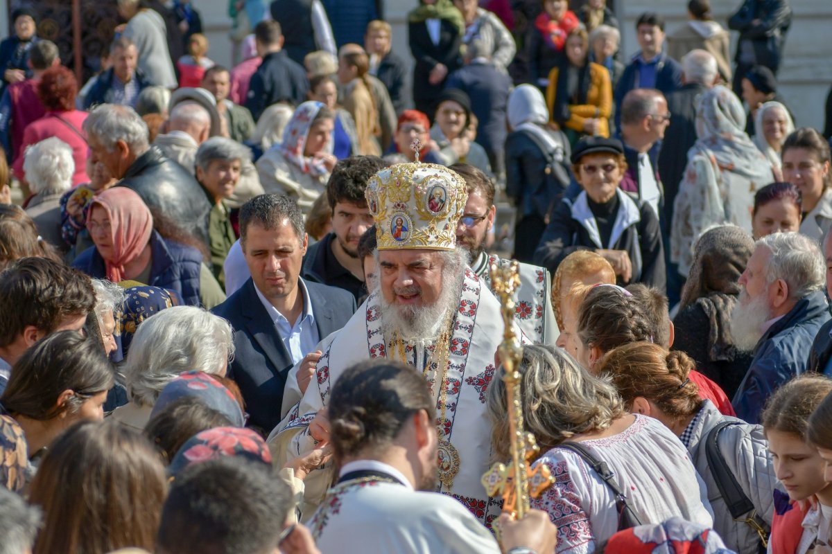 O viaţă pentru oameni, slujind lui Dumnezeu 177558