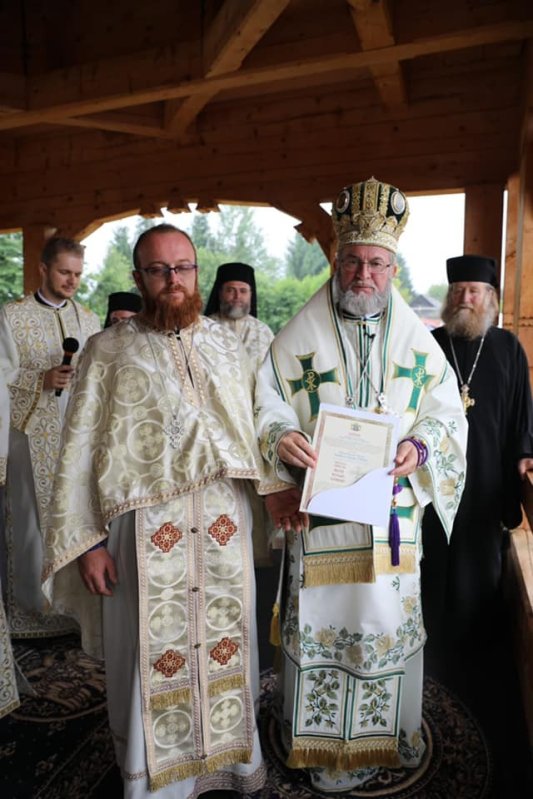 Târnosirea paraclisului mănăstirii din Dragomireşti, Maramureş 178042