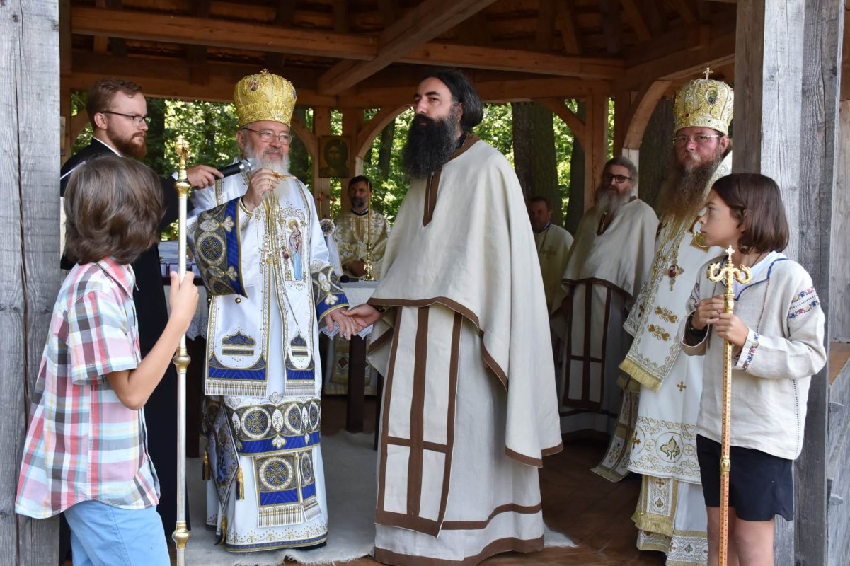 Biserica Mănăstirii „Sfânta Maria Magdalena” din Oarța de Sus a fost sfinţită 178252