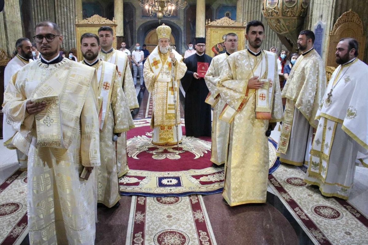 Duminica a 5-a după Rusalii în eparhii din Muntenia și Dobrogea 178270