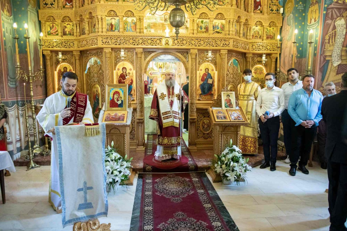 Sfântul Pantelimon cinstit la Parohia Mărcuţa din Capitală 178369