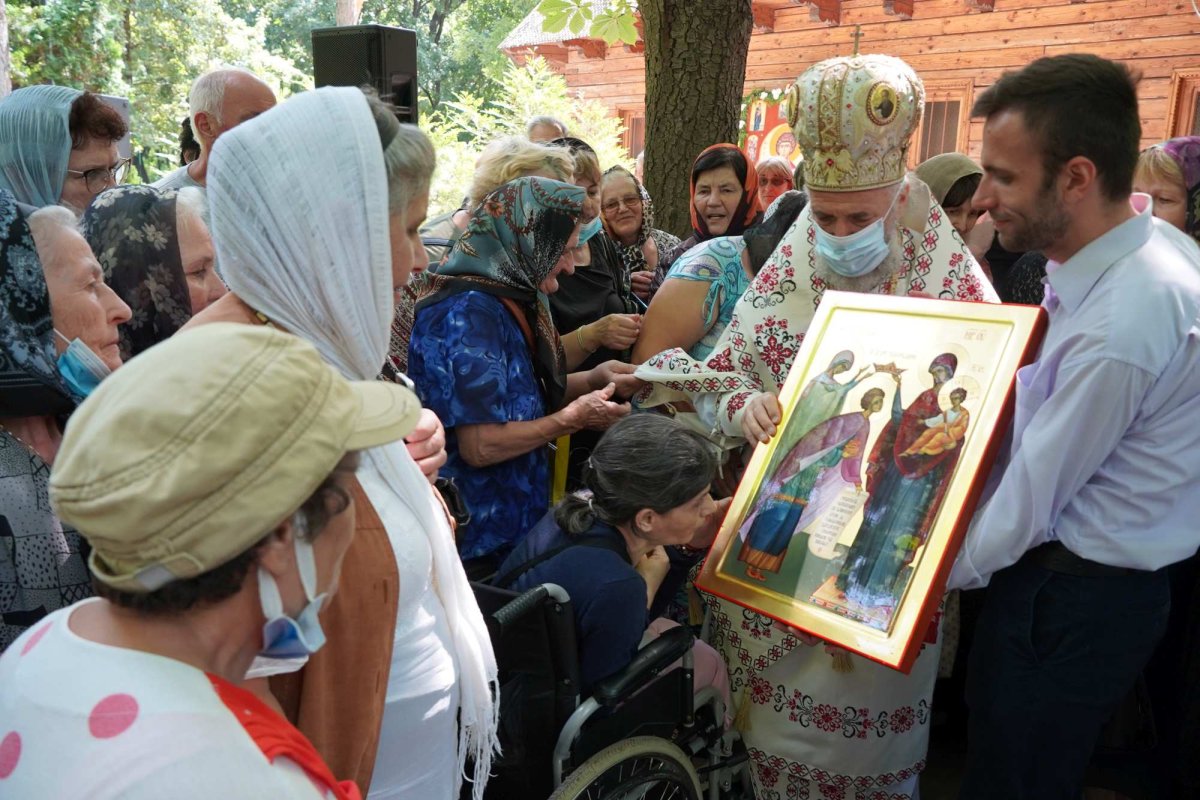 Mănăstirea din localitatea brăileană Lacu Sărat și-a sărbătorit ocrotitorul 178546