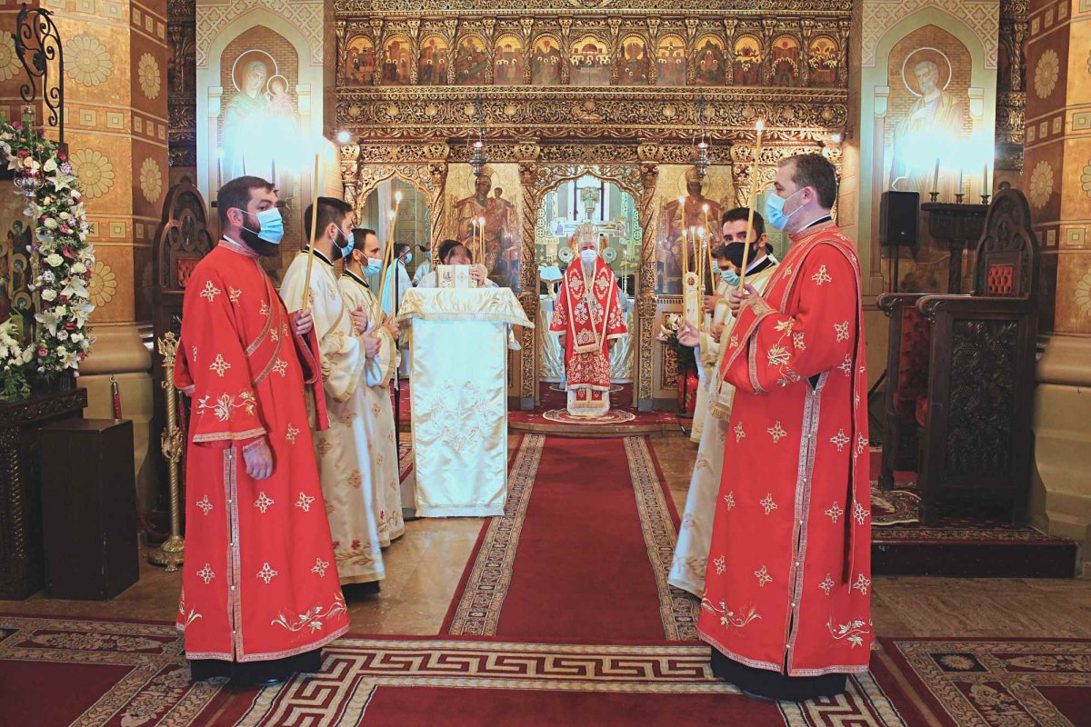 Moment aniversar pentru Mitropolitul Olteniei  178538
