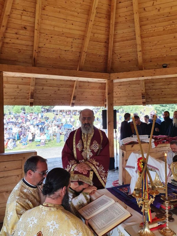 Sărbătoare la Mănăstirea Oașa 178438