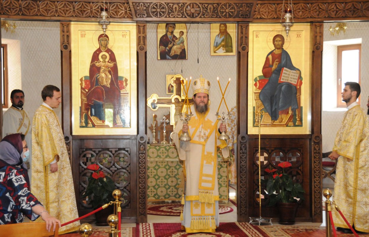 Slujire arhierească la Catedrala Episcopală din Madrid 178647