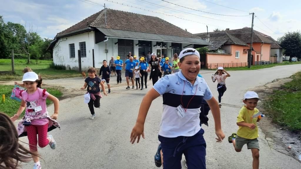 „Tabăra din satul meu” la Ludişor, judeţul Braşov 178611