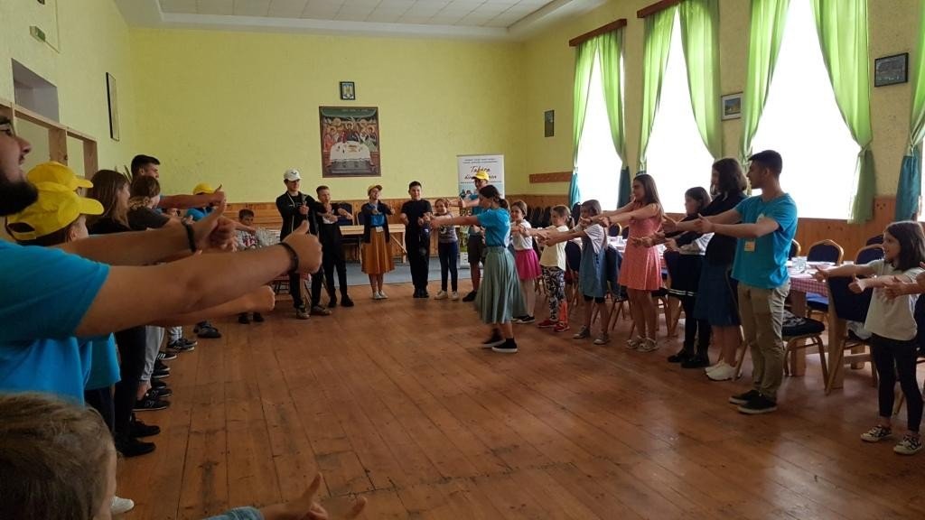 „Tabăra din satul meu” la Ludişor, judeţul Braşov 178613