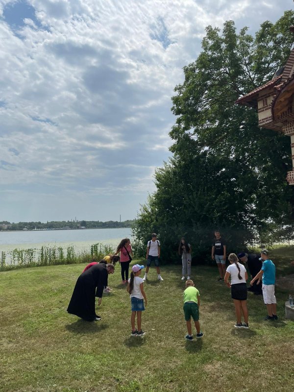 Activități recreative pentru copiii din Parohia Scorțaru Nou 178733