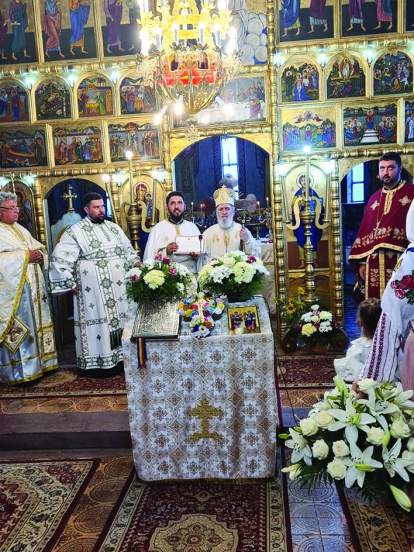 Înnoire şi sfinţire la Parohia Prunișor din judeţul Arad 178942