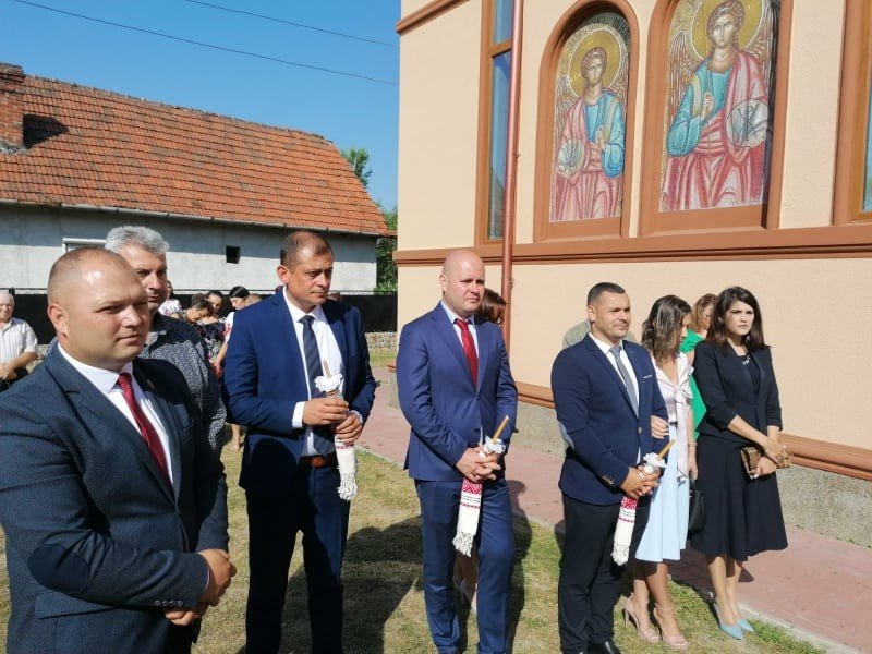 Înnoire şi sfinţire la Parohia Prunișor din judeţul Arad 178945