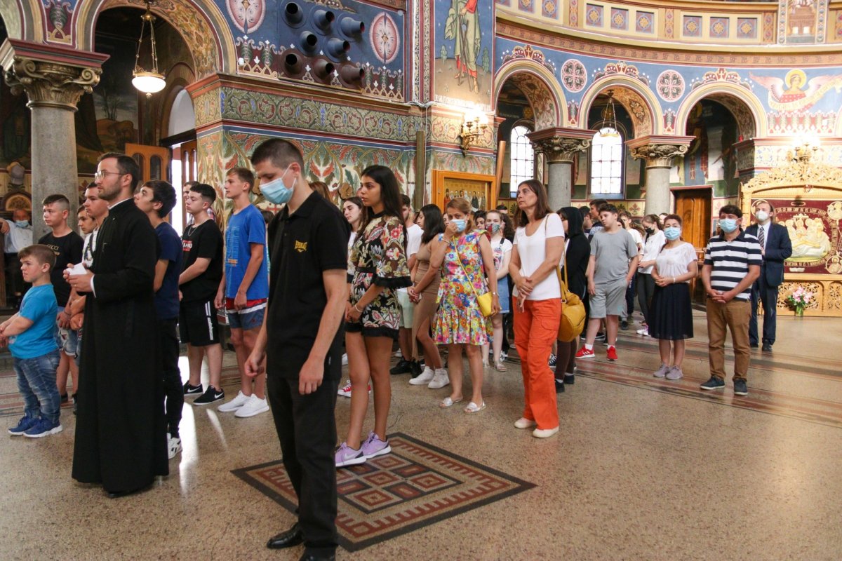 Excursie culturală pentru 55 de copii buzoieni la Făgăraș și Sibiu 179258