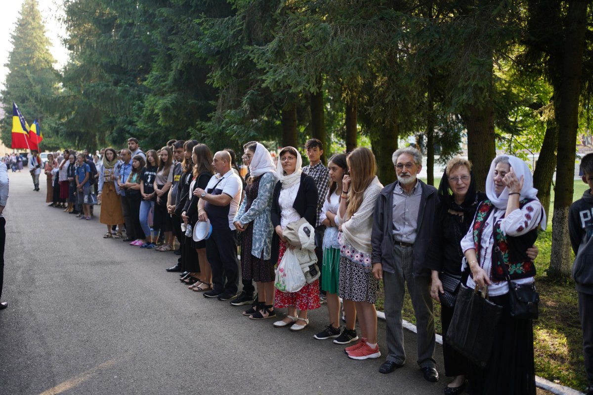 Seminariștii de la Mănăstirea Neamț și-au sărbătorit ocrotitorul 179130