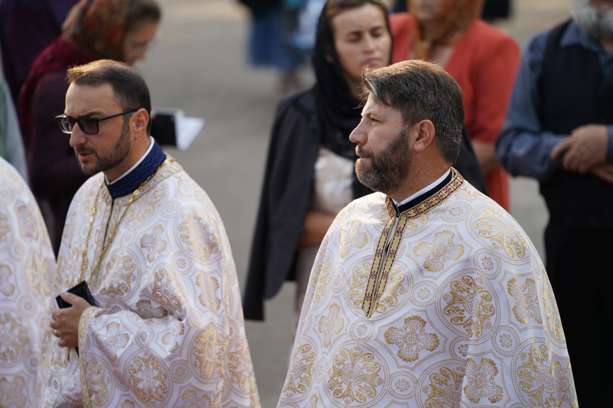 Seminariștii de la Mănăstirea Neamț și-au sărbătorit ocrotitorul 179144