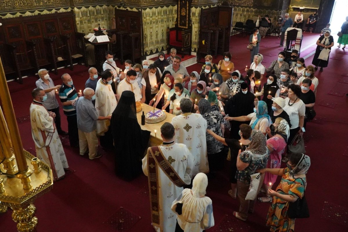Biserica Greacă din Galați și-a sărbătorit hramul 179423