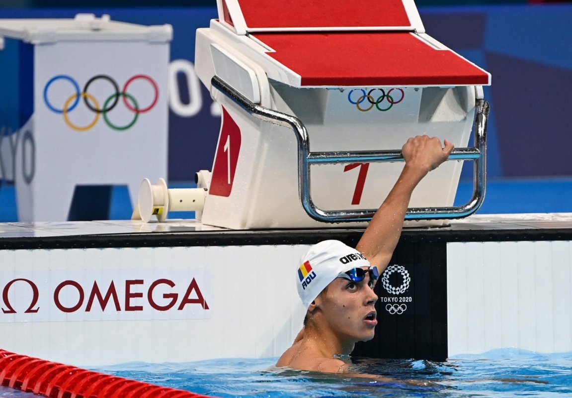 Înotătorul David Popovici, premiat de Ministerul Educaţiei 179286