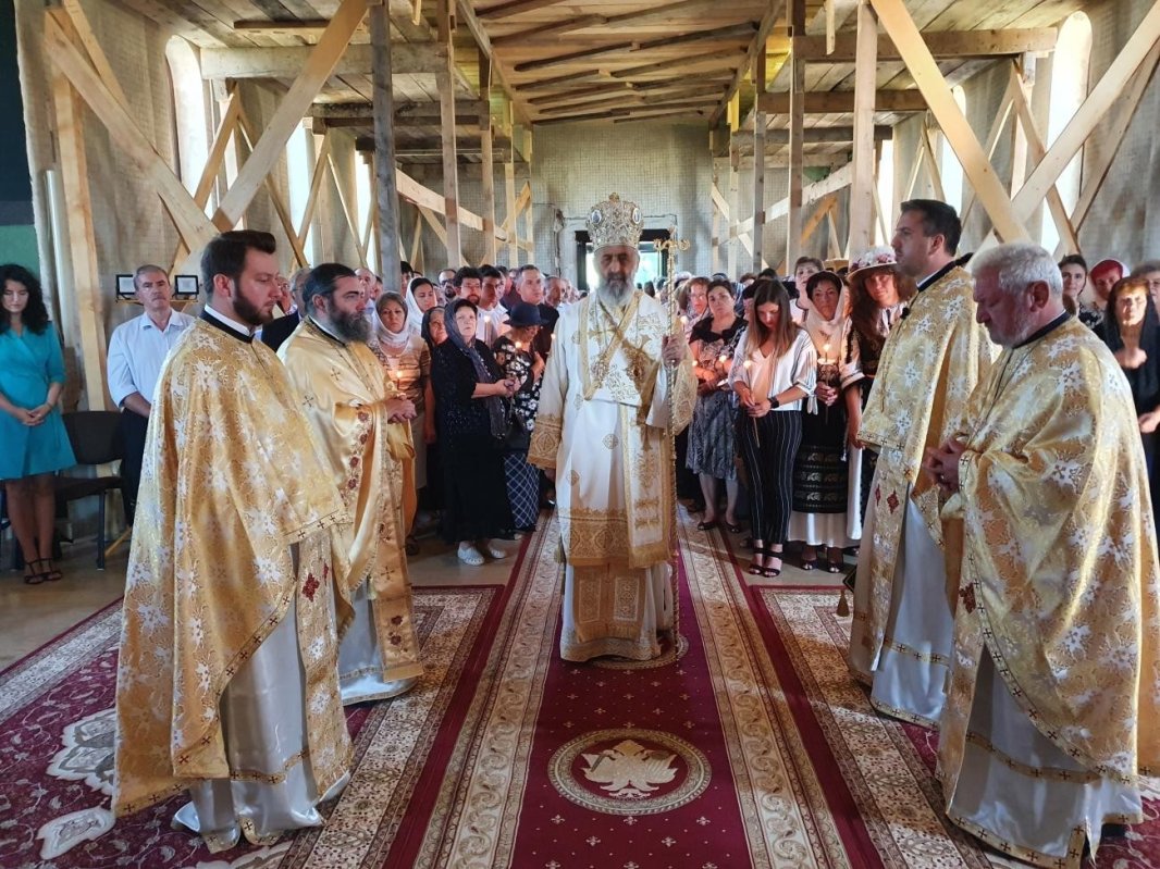 Liturghie arhierească la mănăstirea din Cipăieni, Mureş 179841