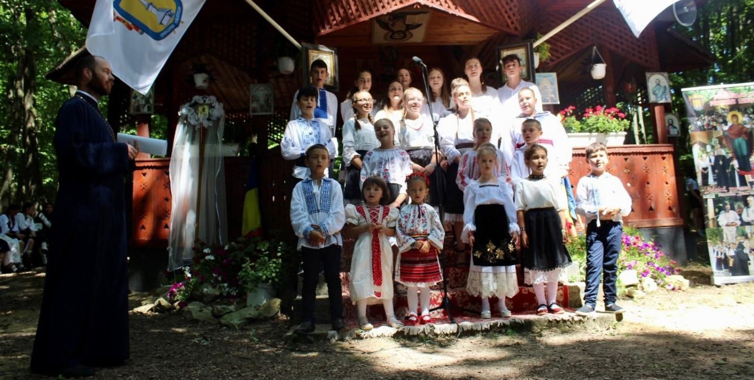 Festivalul de pricesne „Maică, Pururea Fecioară“, ediția a 10-a 179944