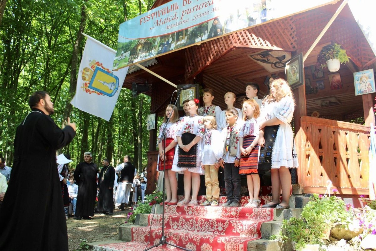 Festivalul de pricesne „Maică, Pururea Fecioară“, ediția a 10-a 179945