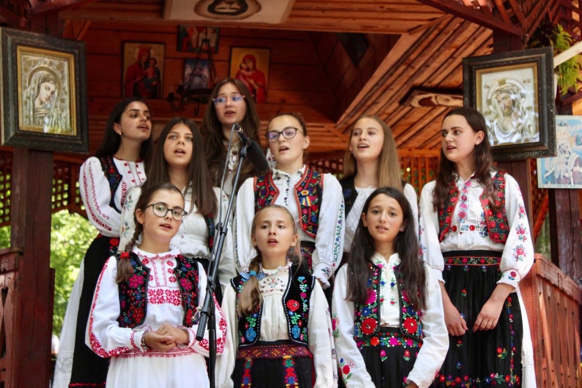 Festivalul de pricesne „Maică, Pururea Fecioară“, ediția a 10-a 179946