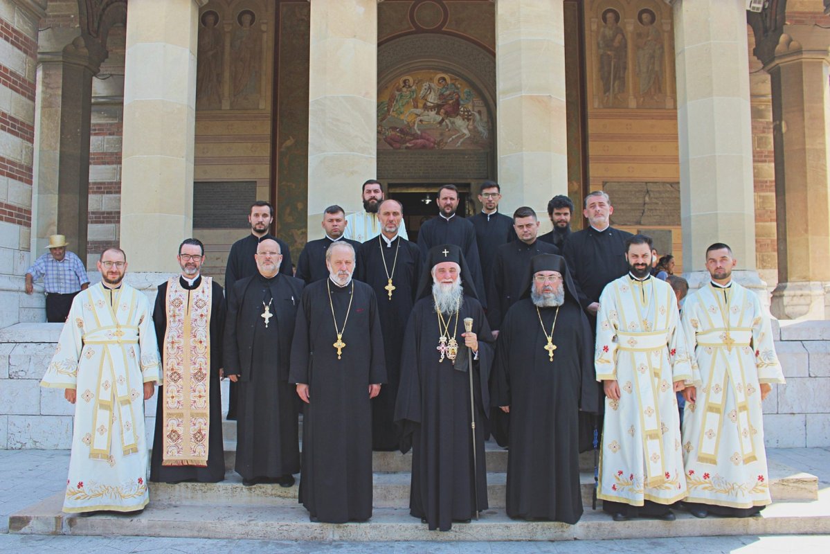 Sfântul Ierarh Nifon, Patriarhul Constantinopolului, cinstit la Craiova 180101