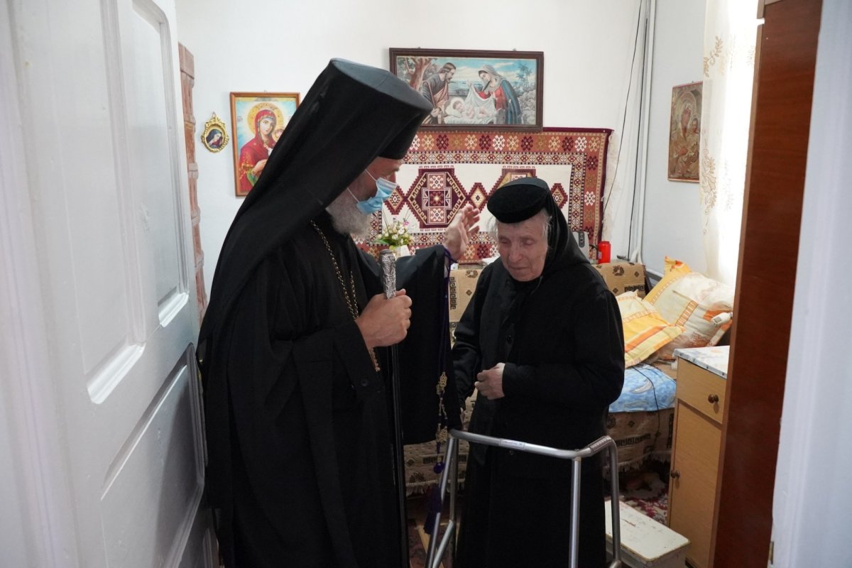 Sărbătoarea Adormirii Maicii Domnului la Mănăstirea Vladimireşti 180535