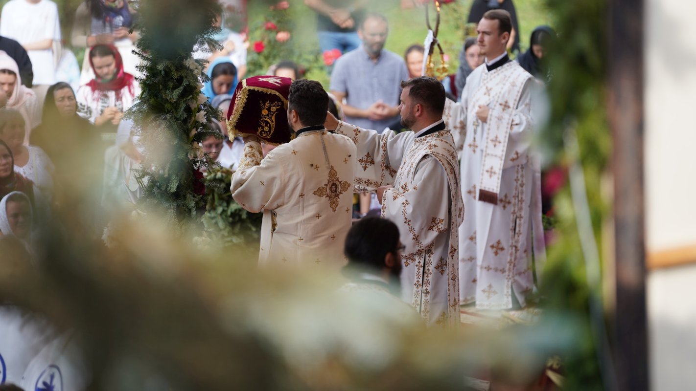 Liturghie Arhierească la „Serbarea de la Putna 2021” de ziua Sfinților Martiri Brâncoveni 180748