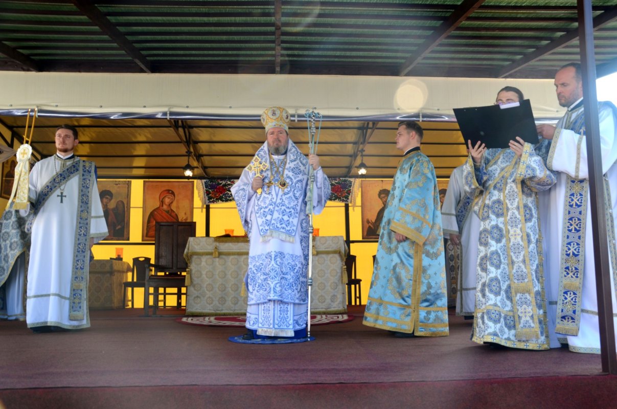 Adormirea Maicii Domnului prăznuită la Mănăstirea Izbuc 181002