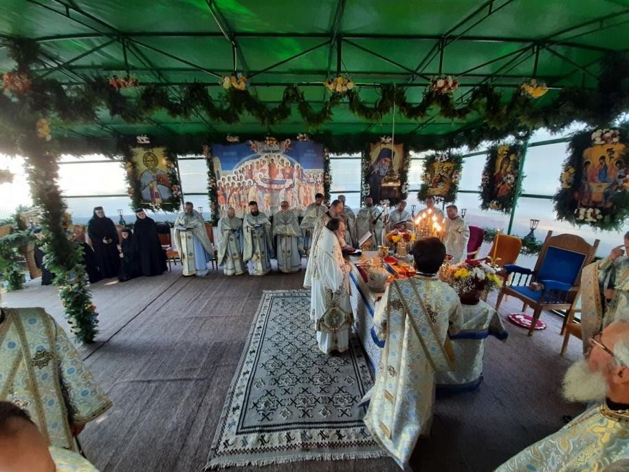 Sărbătorile Văratecului, triadă de bucurie duhovnicească 181102