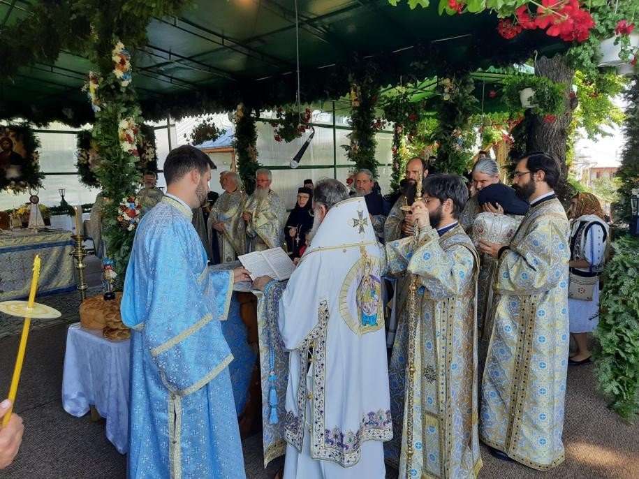 Sărbătorile Văratecului, triadă de bucurie duhovnicească 181103