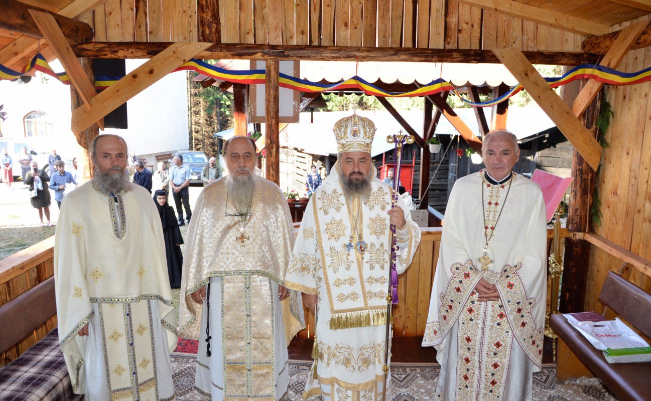Slujiri arhiereşti în Hunedoara 180997