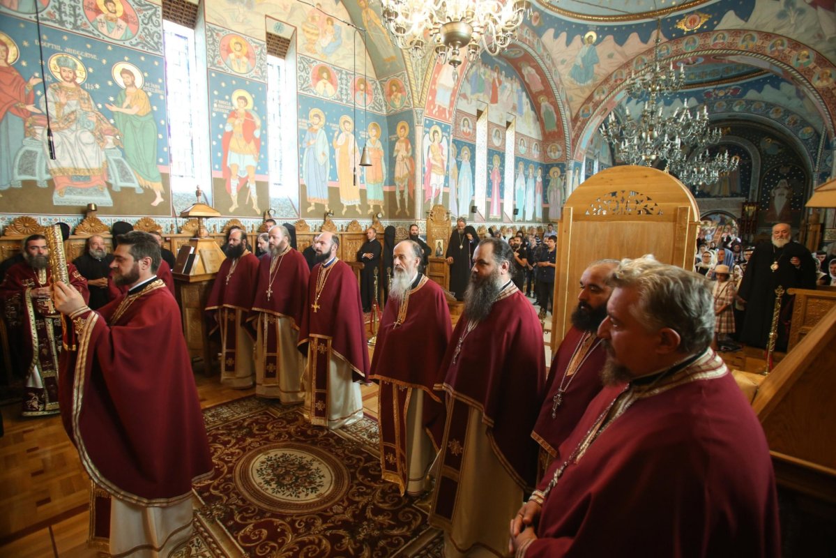 Sinaxă a stareților și starețelor din Arhiepiscopia Sibiului 181140