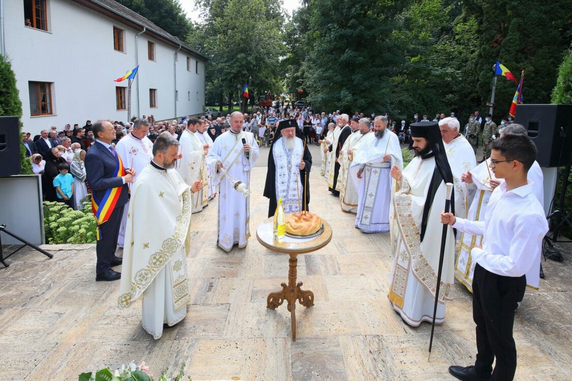 Hramul istoric al Mănăstirii Mihai Vodă de la Turda 181334