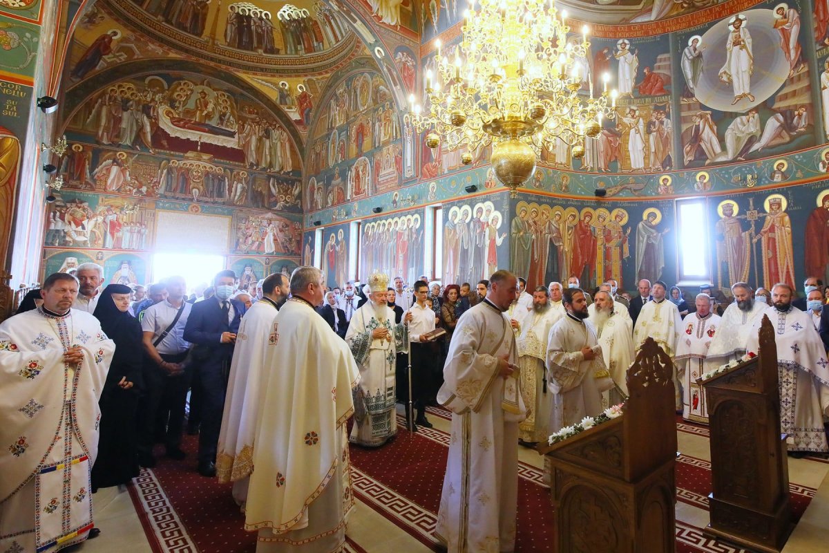 Hramul istoric al Mănăstirii Mihai Vodă de la Turda 181335