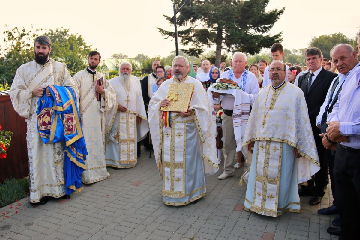 Biserica din comuna Broscăuți, sfințită de Mitropolitul Moldovei și Bucovinei 181467