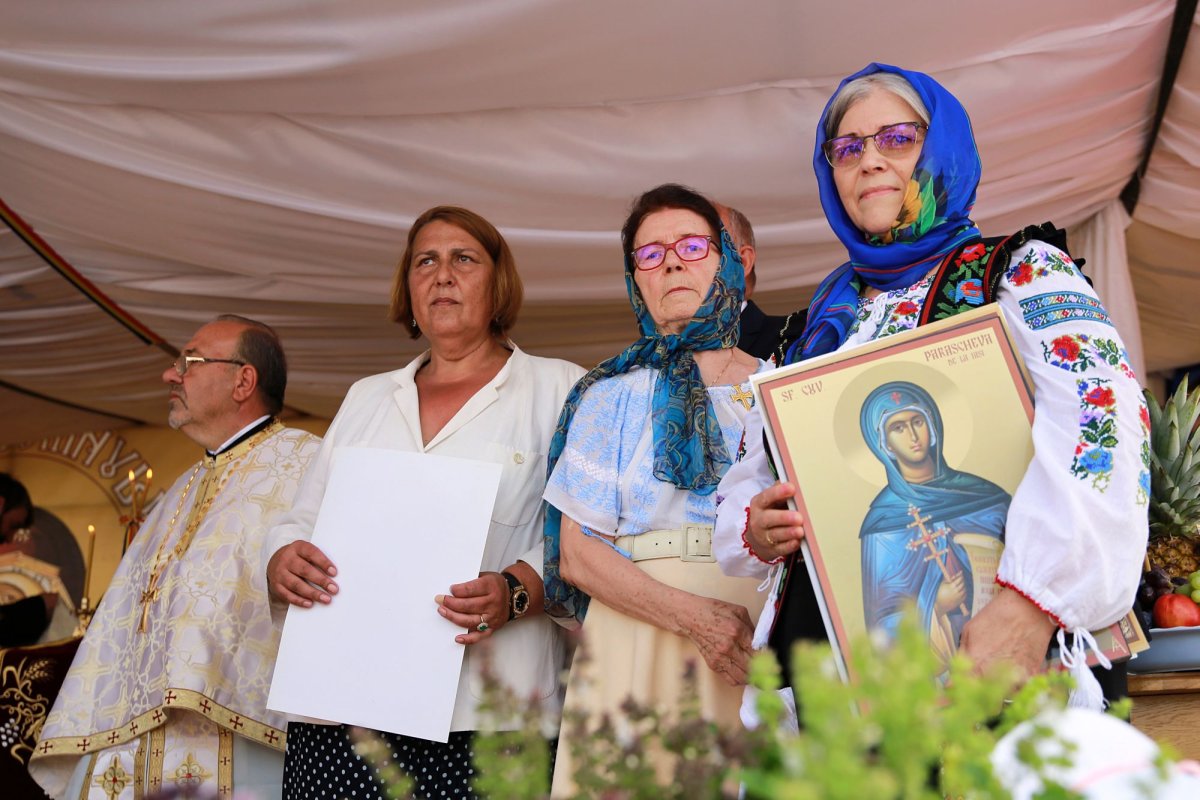 Biserica din comuna Broscăuți, sfințită de Mitropolitul Moldovei și Bucovinei 181480