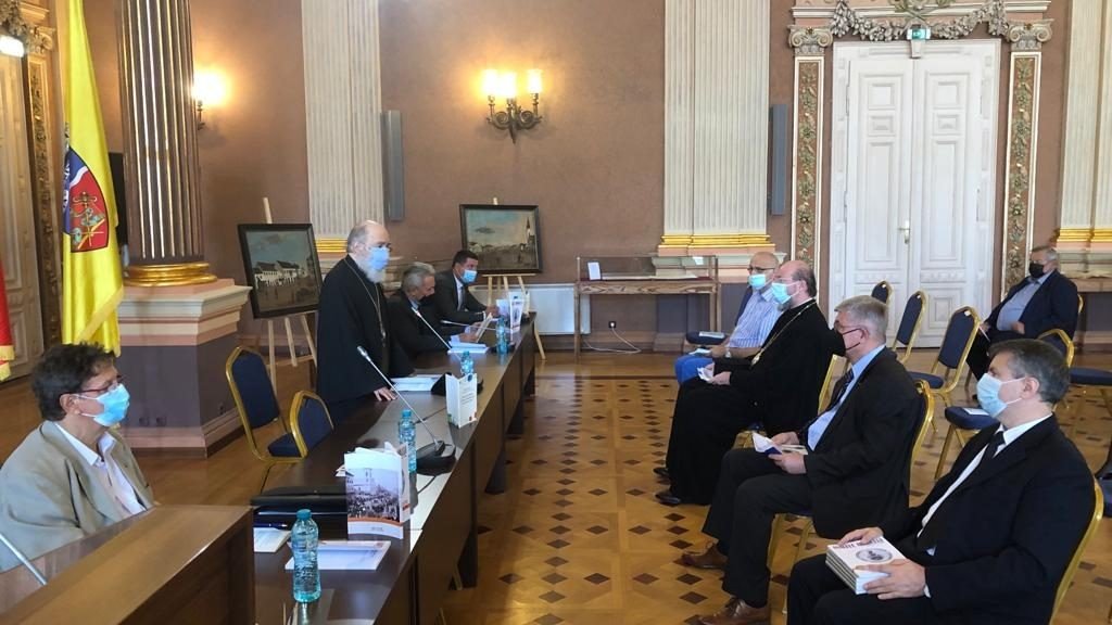 Ierarhii arădeni la evenimente culturale de „Zilele Aradului” 181344