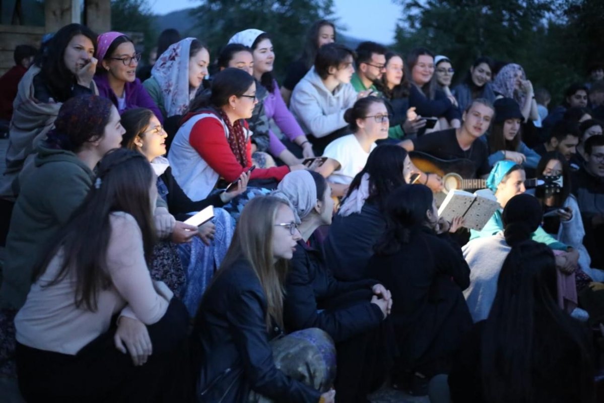 Tabăra națională „Părintele Teofil Părăian” la Mănăstirea Oașa 181350