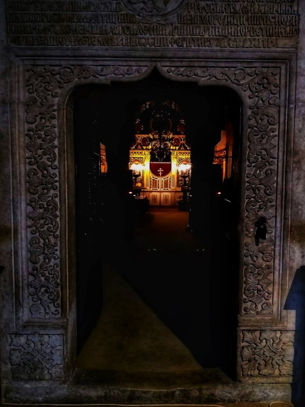 Un alt portret al României - Biserica Doamnei 181016