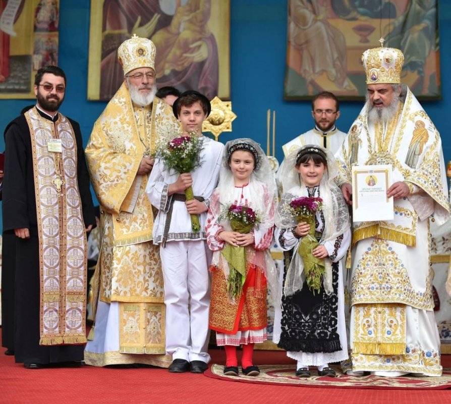 Mărcuș, o parohie jertfelnică și iubitoare de Dumnezeu 181374