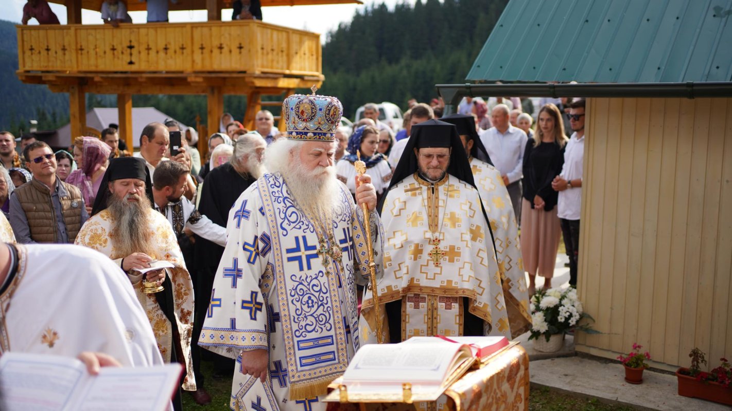 Schitul „Acoperământul Maicii Domnului”-Mestecăniș a fost sfințit 181536