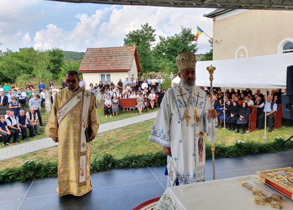 Binecuvântare în Parohia Petrilaca, Protopopiatul Luduș 181610