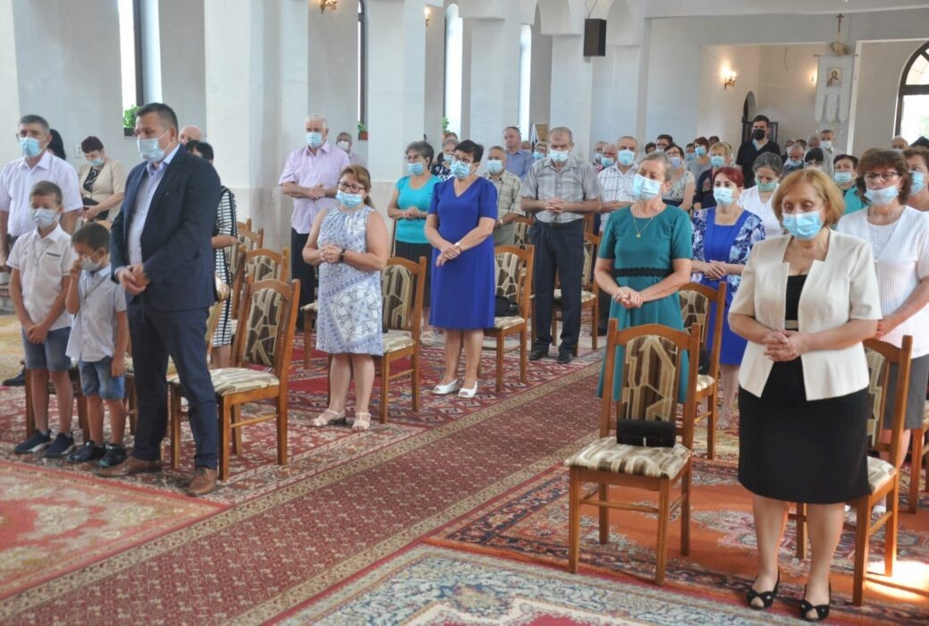 Sărbătoare la Biserica „Nașterea Maicii Domnului” din Zalău 181650